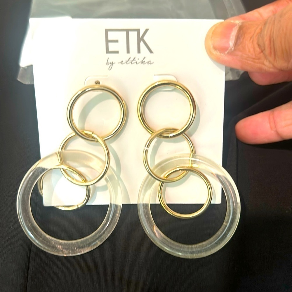 Ettika 4 hoop earring new with tags